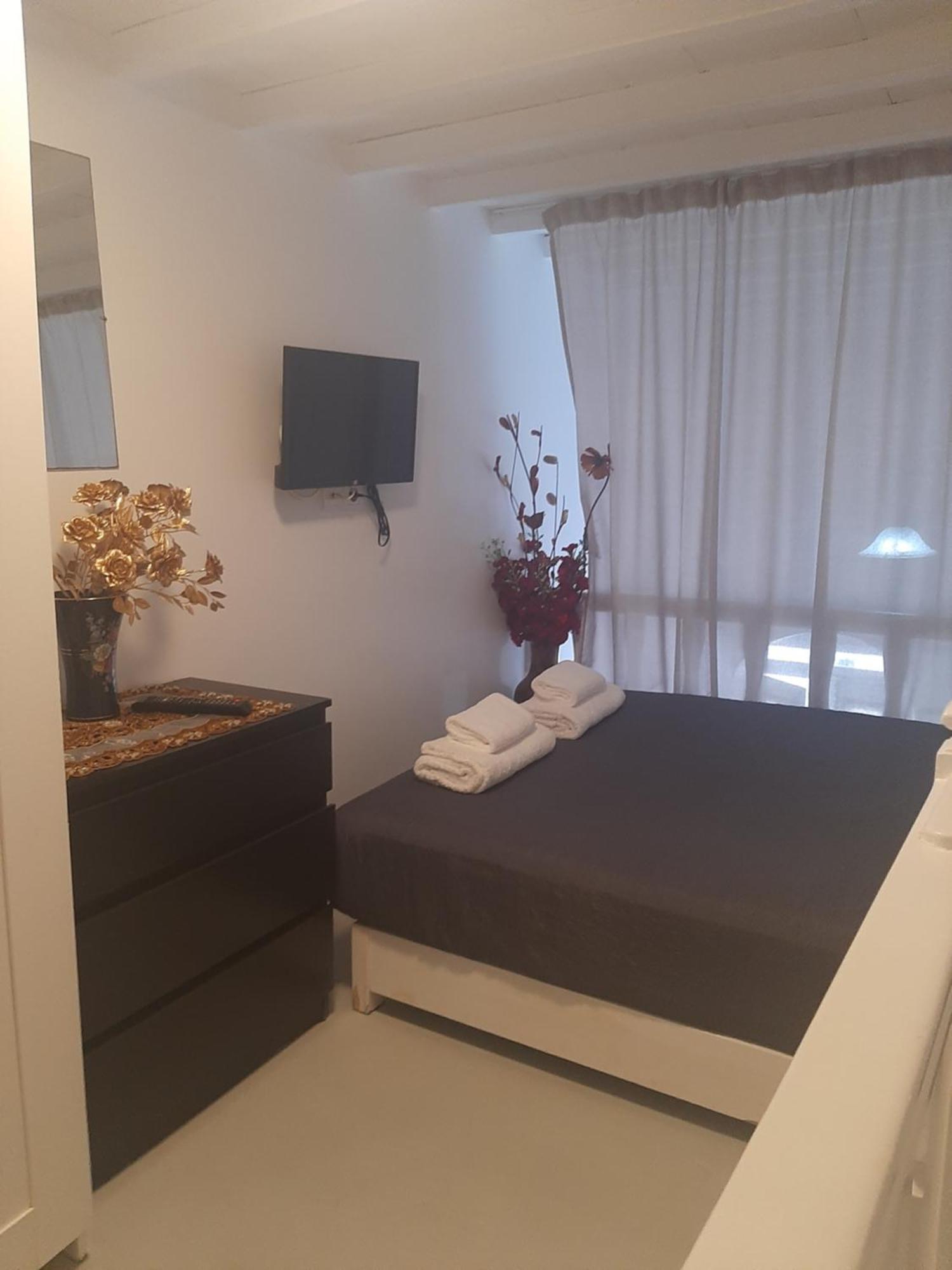 To Rent 2 Apartment *